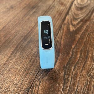 Garmin VivoSmart 4 Activity Tracker w/ charger